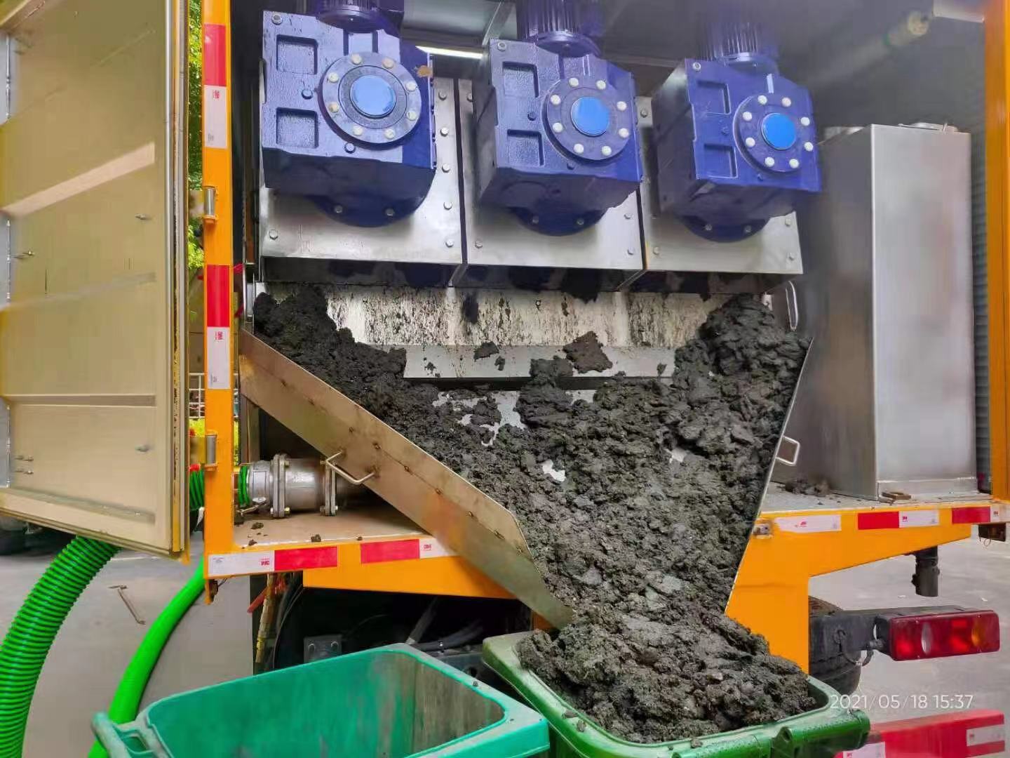 镇沅化粪池清掏城市维护站-泥浆净化干湿分离处理